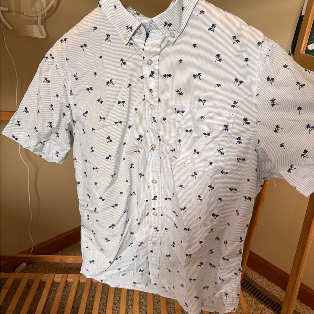 Banana Republic baby blue Shirt with Navy Palm Print